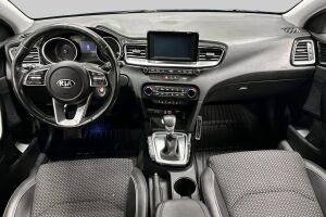 KIA CEED esikatselu 9