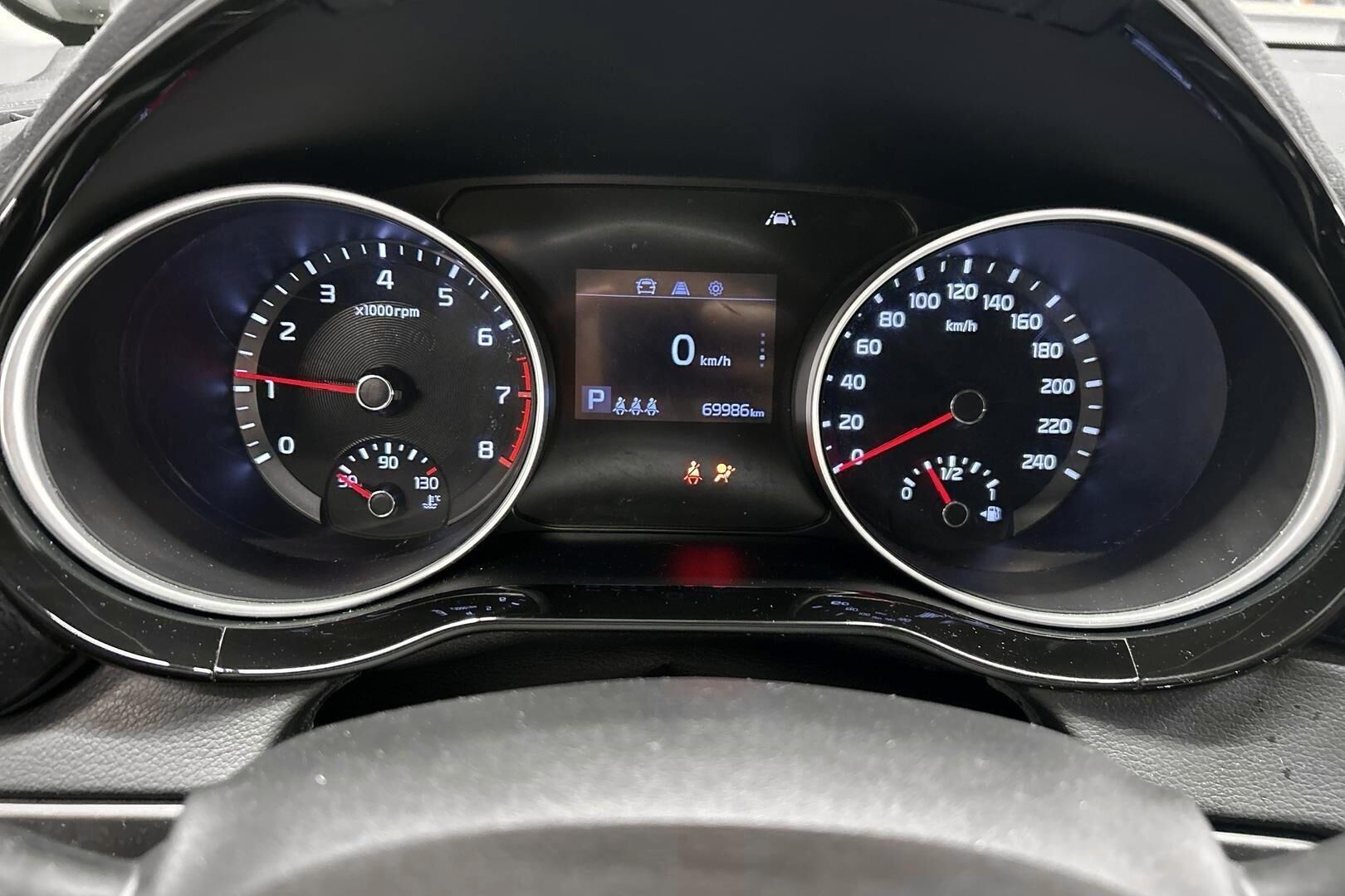 KIA CEED iso kuva 13