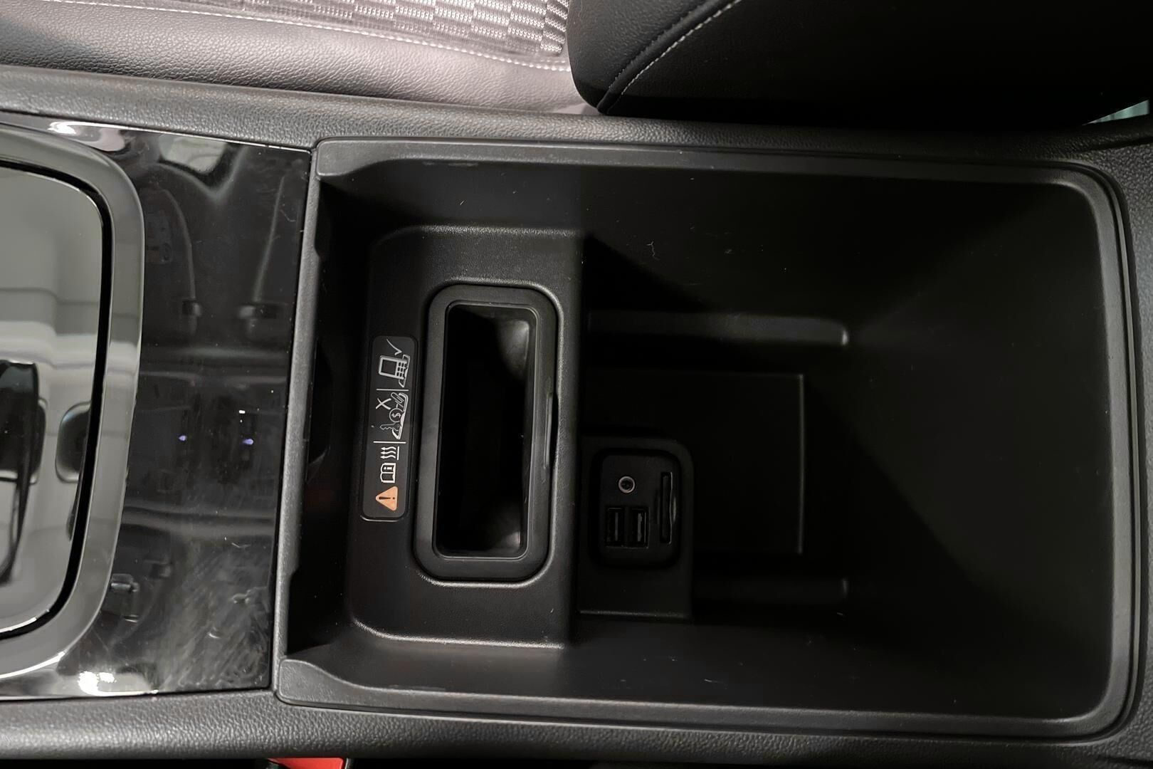 Opel Insignia iso kuva 20