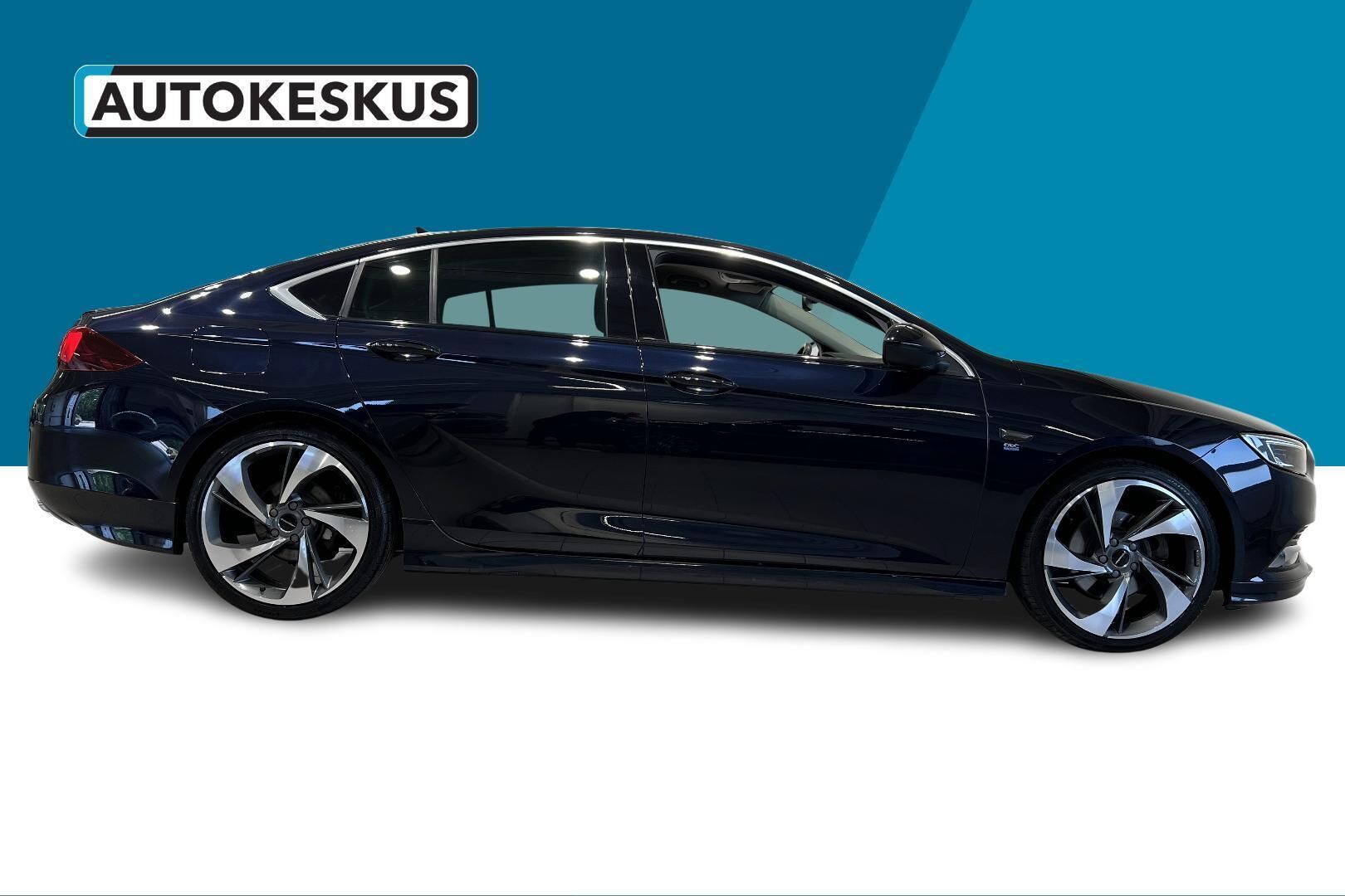 Opel Insignia iso kuva 4