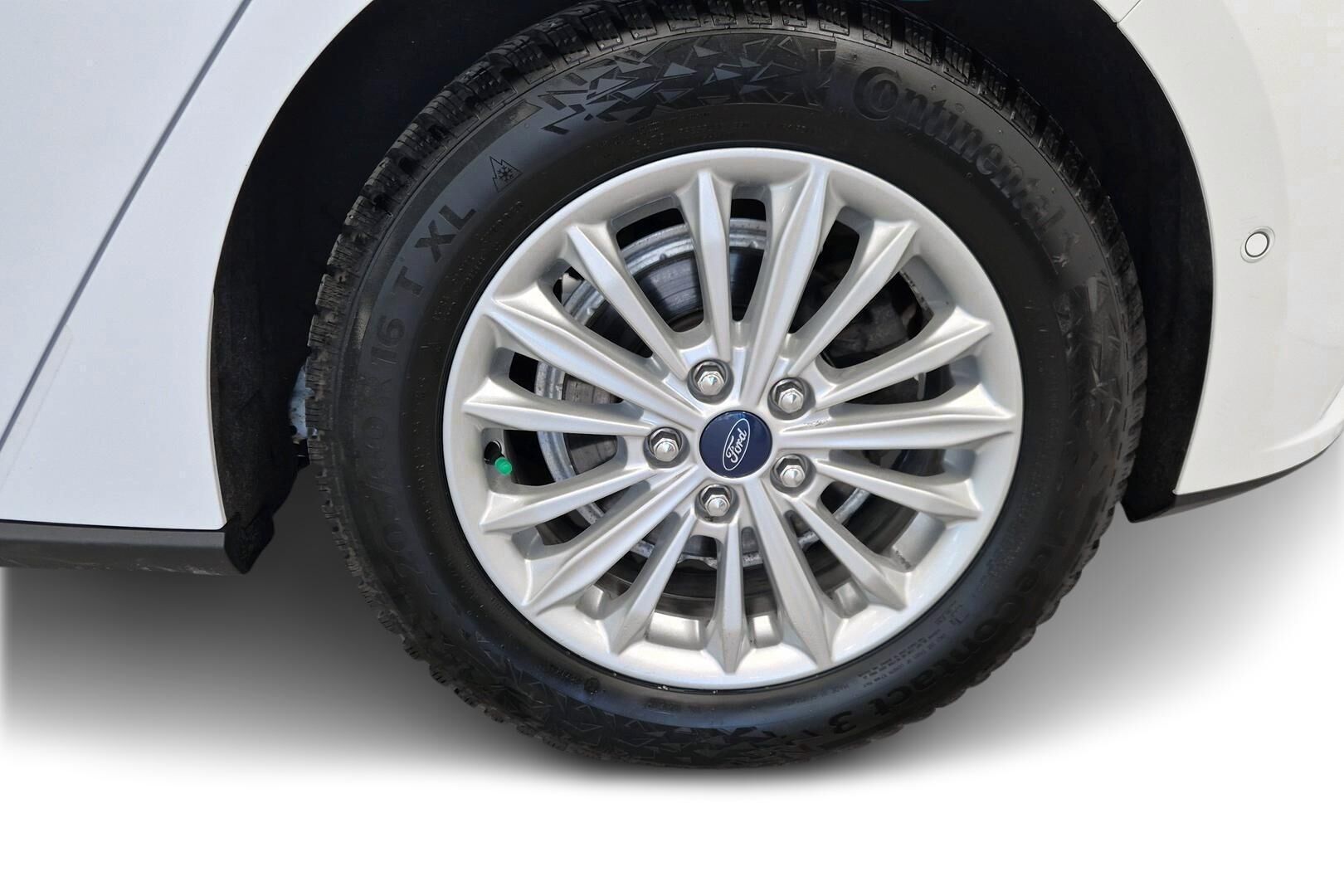 Ford Focus iso kuva 10