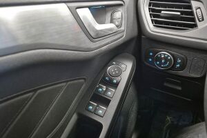 Ford Focus esikatselu 15