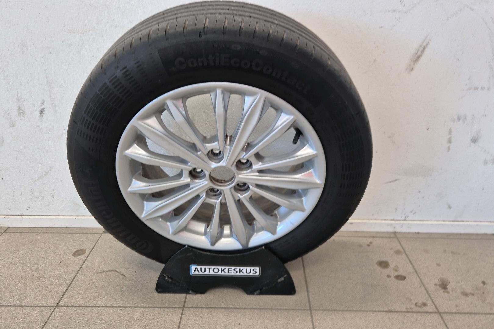 Ford Focus iso kuva 17