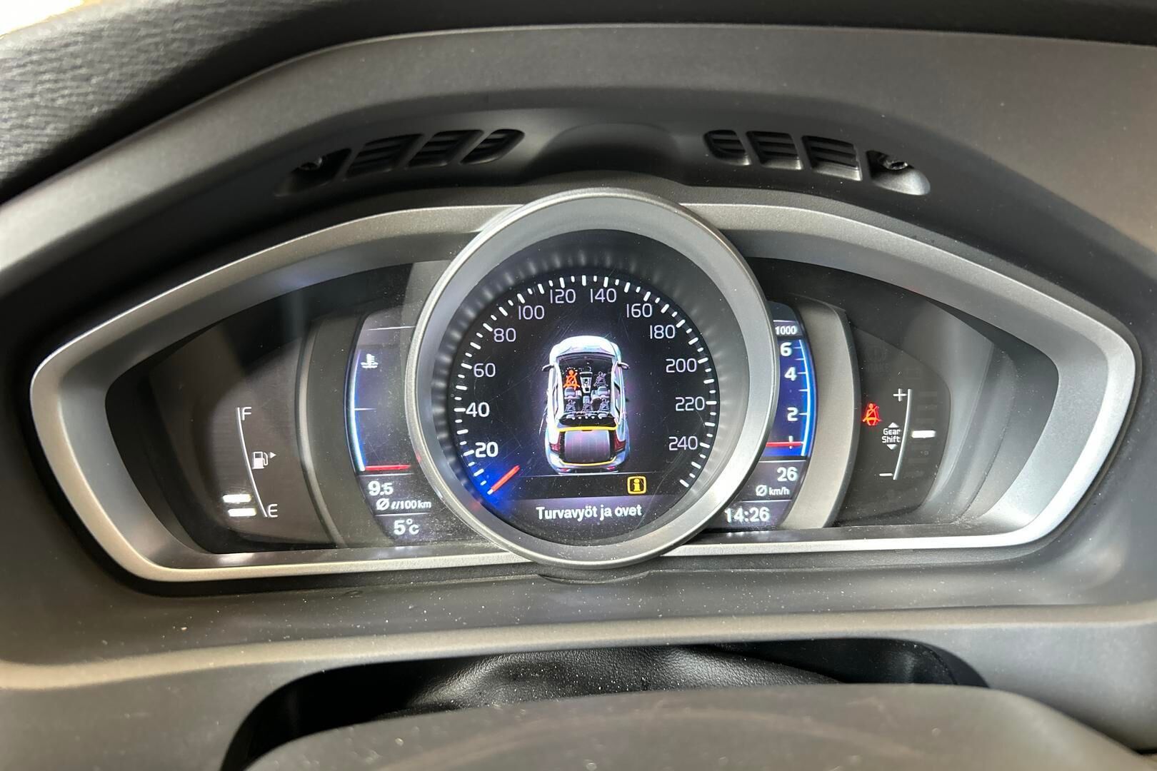 Volvo V40 iso kuva 14