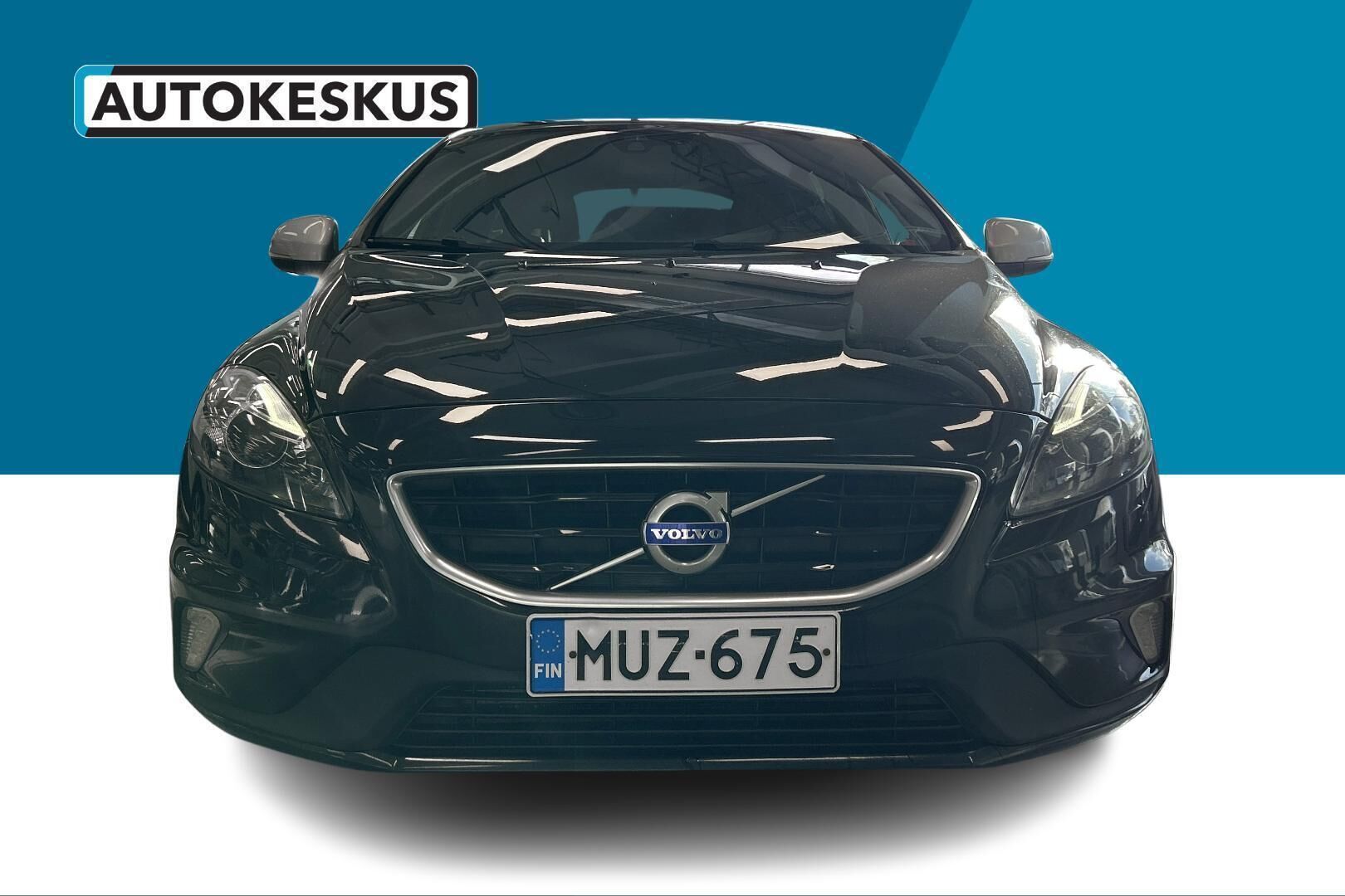 Volvo V40 iso kuva 2