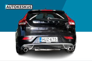 Volvo V40 esikatselu 6