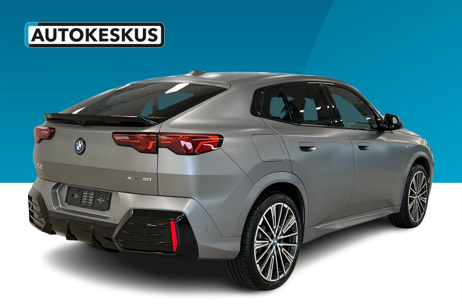 BMW iX2 iso kuva 1