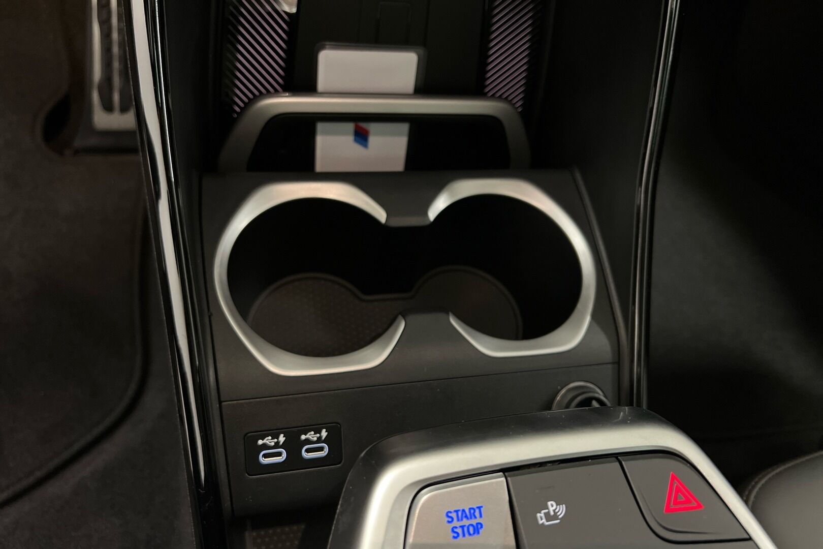 BMW iX2 iso kuva 26