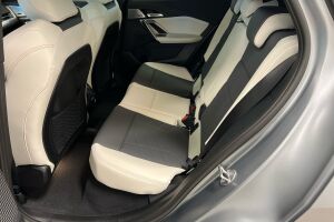 BMW iX2 esikatselu 8