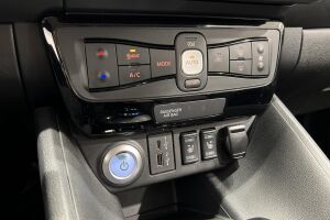 Nissan Leaf esikatselu 19