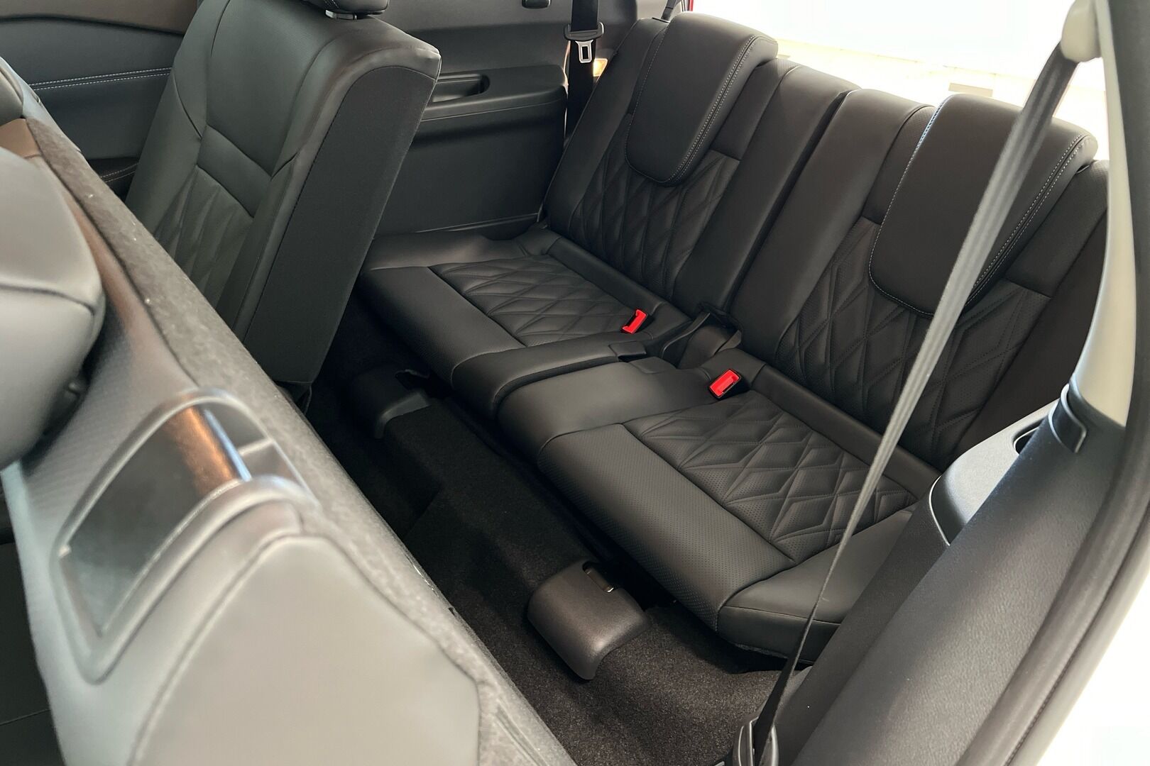 NISSAN X-TRAIL iso kuva 15