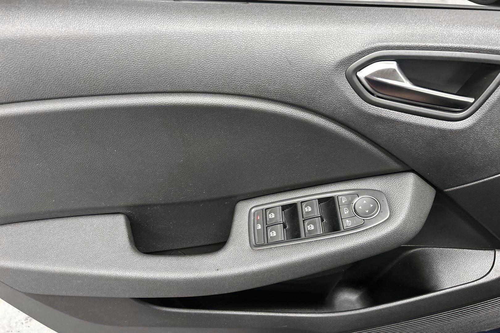 Mitsubishi Colt iso kuva 19