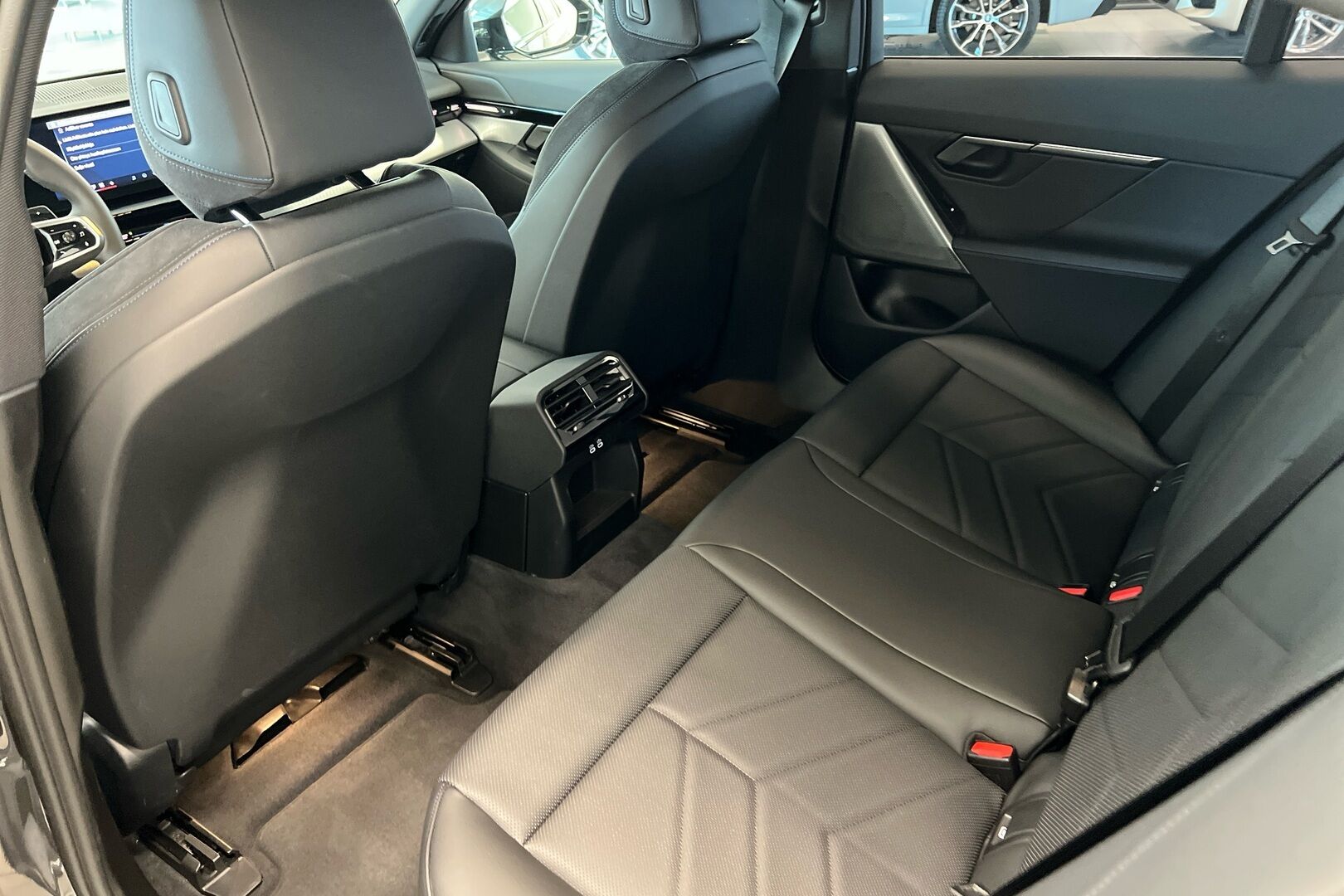 BMW 5-sarja iso kuva 8