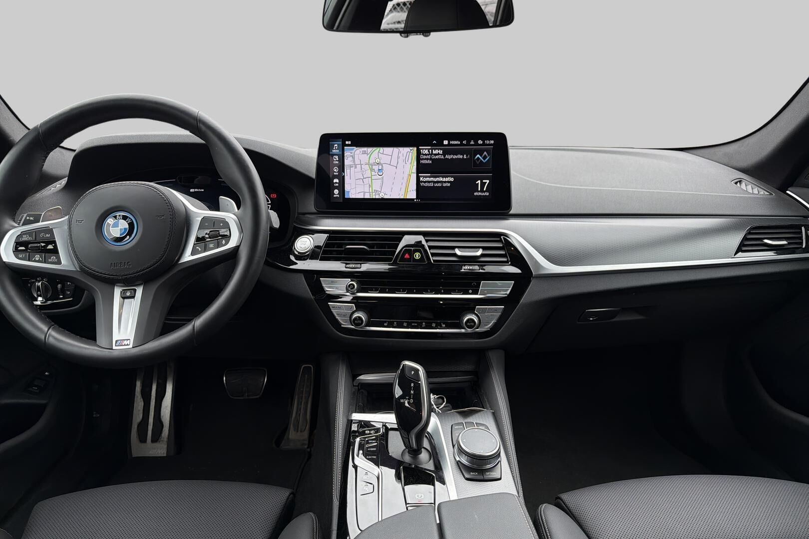 BMW 5-SARJA iso kuva 1