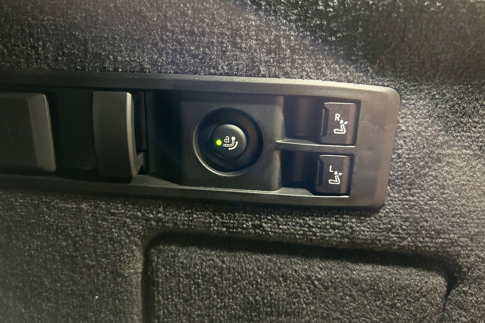 BMW iX iso kuva 11