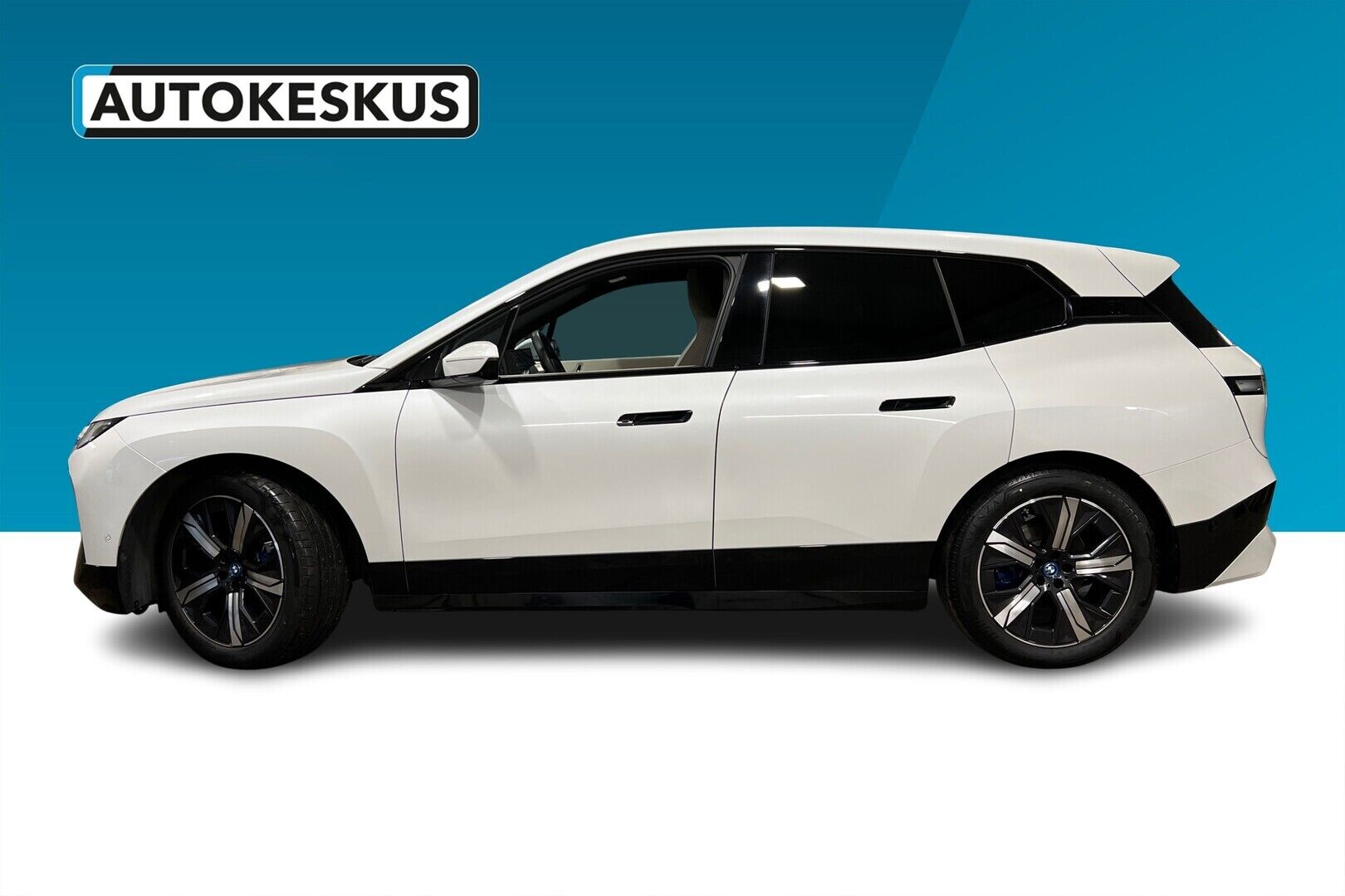 BMW iX iso kuva 4
