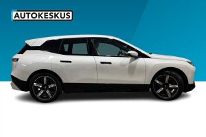 BMW iX esikatselu 5