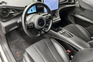 BYD Dolphin esikatselu 8