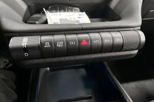 BYD Dolphin esikatselu 17