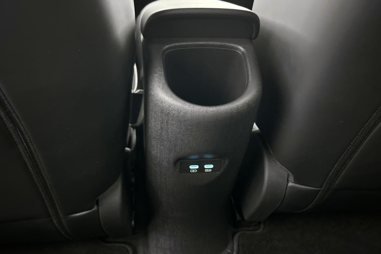 BYD Dolphin iso kuva 30