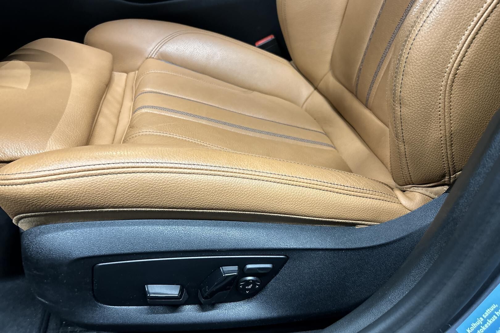 BMW 5-SARJA iso kuva 23