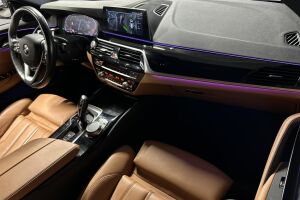 BMW 5-SARJA esikatselu 30