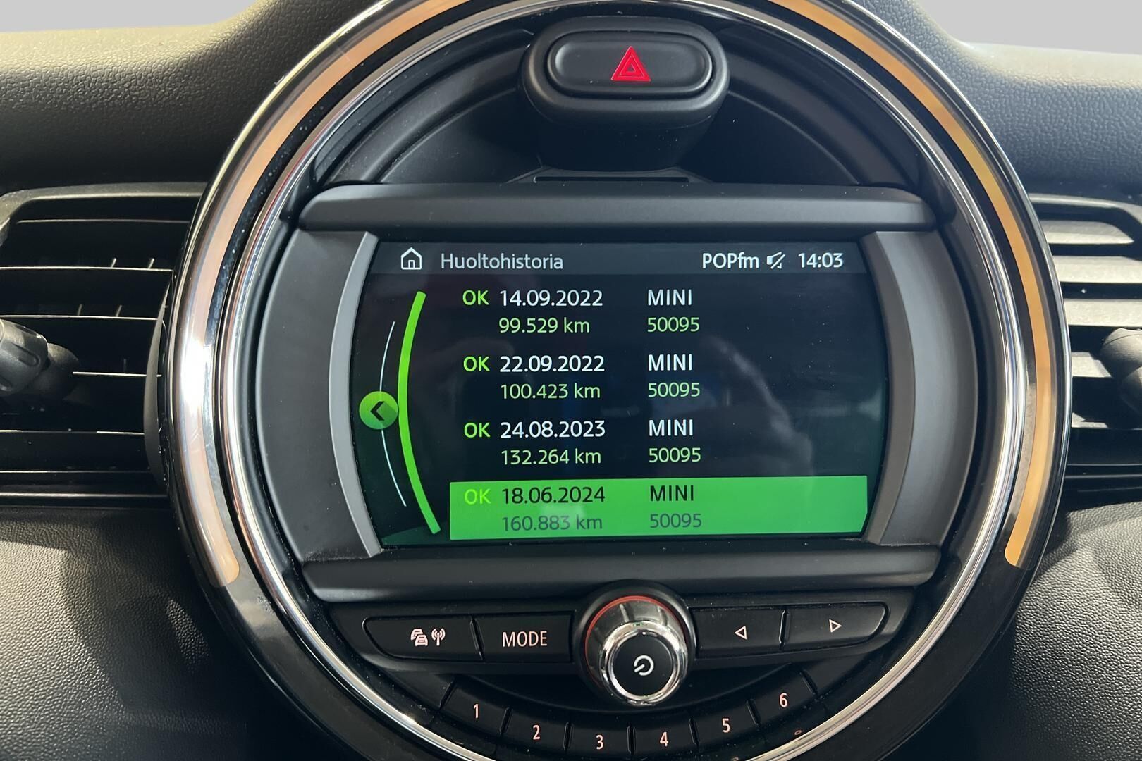 MINI Hatchback iso kuva 18
