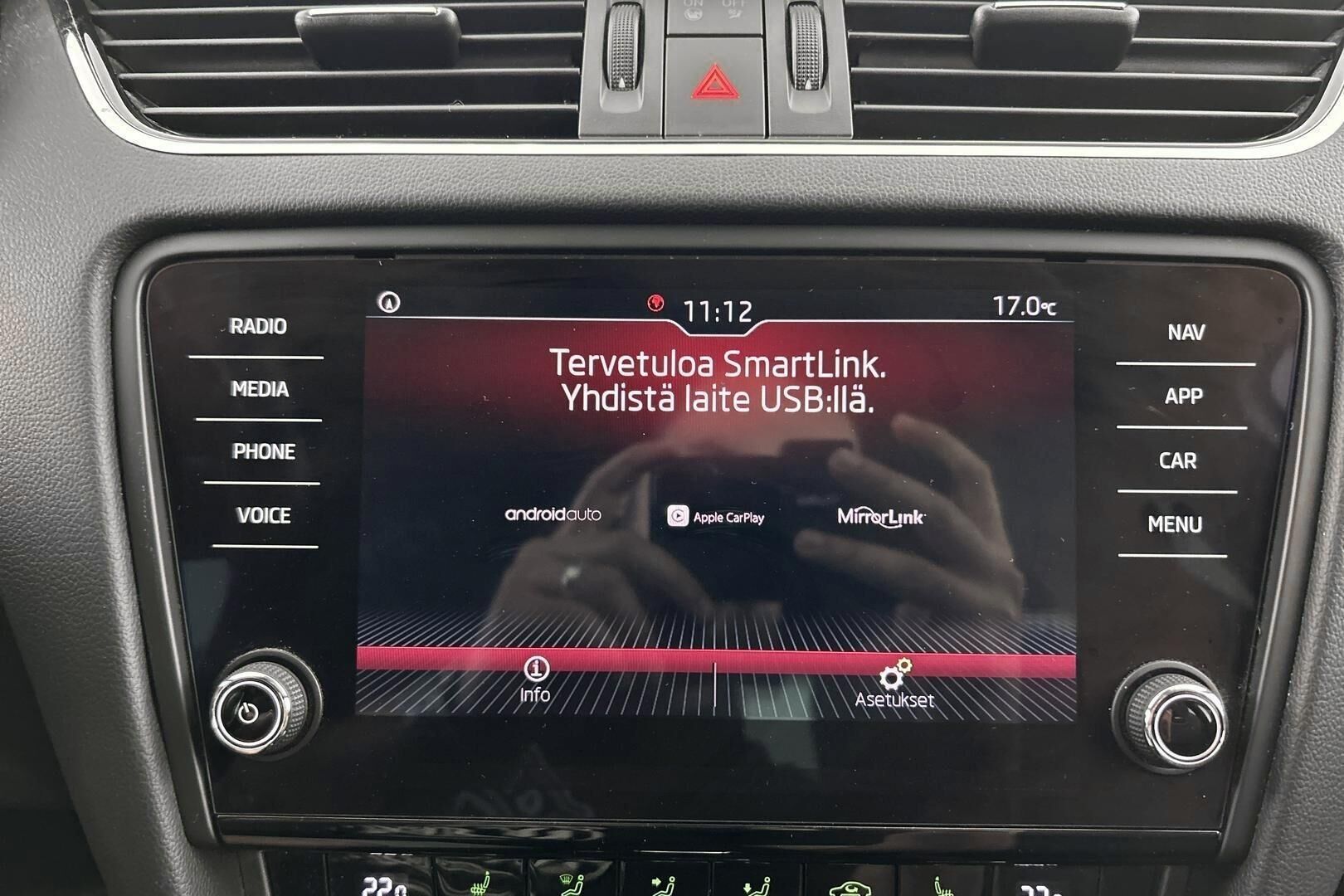 Skoda Octavia iso kuva 20
