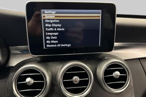 Mercedes-Benz C esikatselu 17