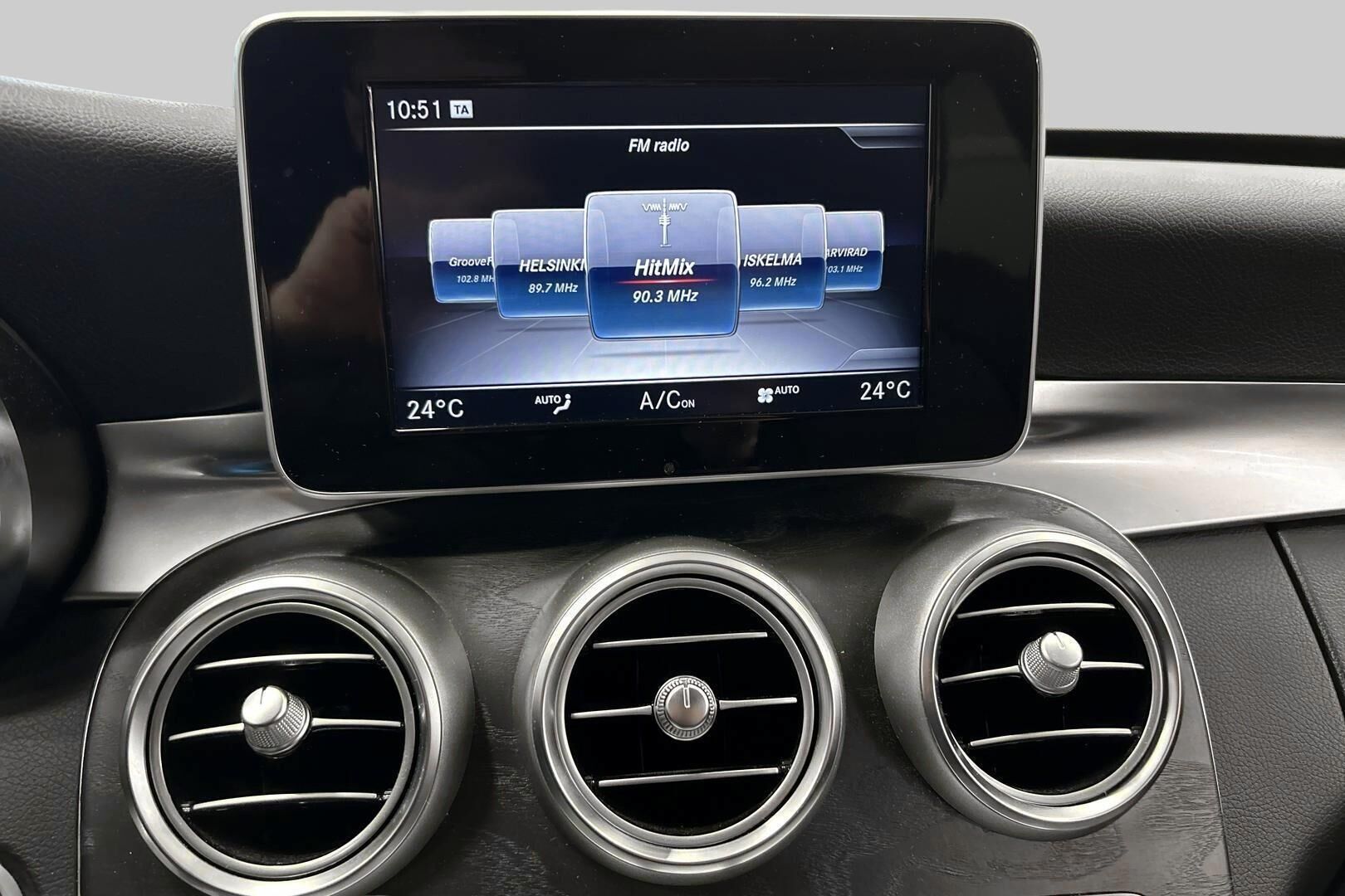 Mercedes-Benz C iso kuva 18