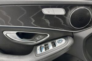 Mercedes-Benz C esikatselu 28