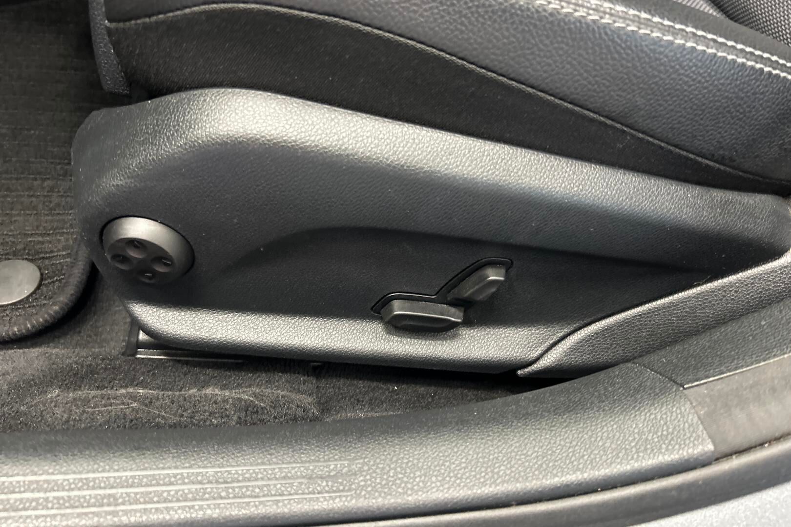 Mercedes-Benz C iso kuva 30