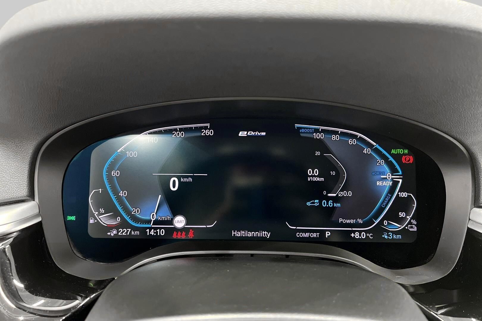 BMW 5-SARJA iso kuva 14