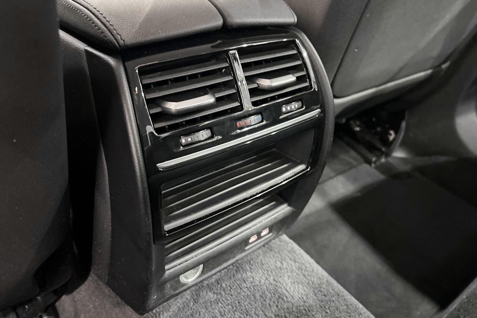 BMW 5-SARJA iso kuva 22