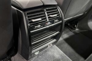 BMW 5-SARJA esikatselu 22