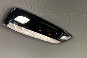 BMW 5-SARJA esikatselu 32