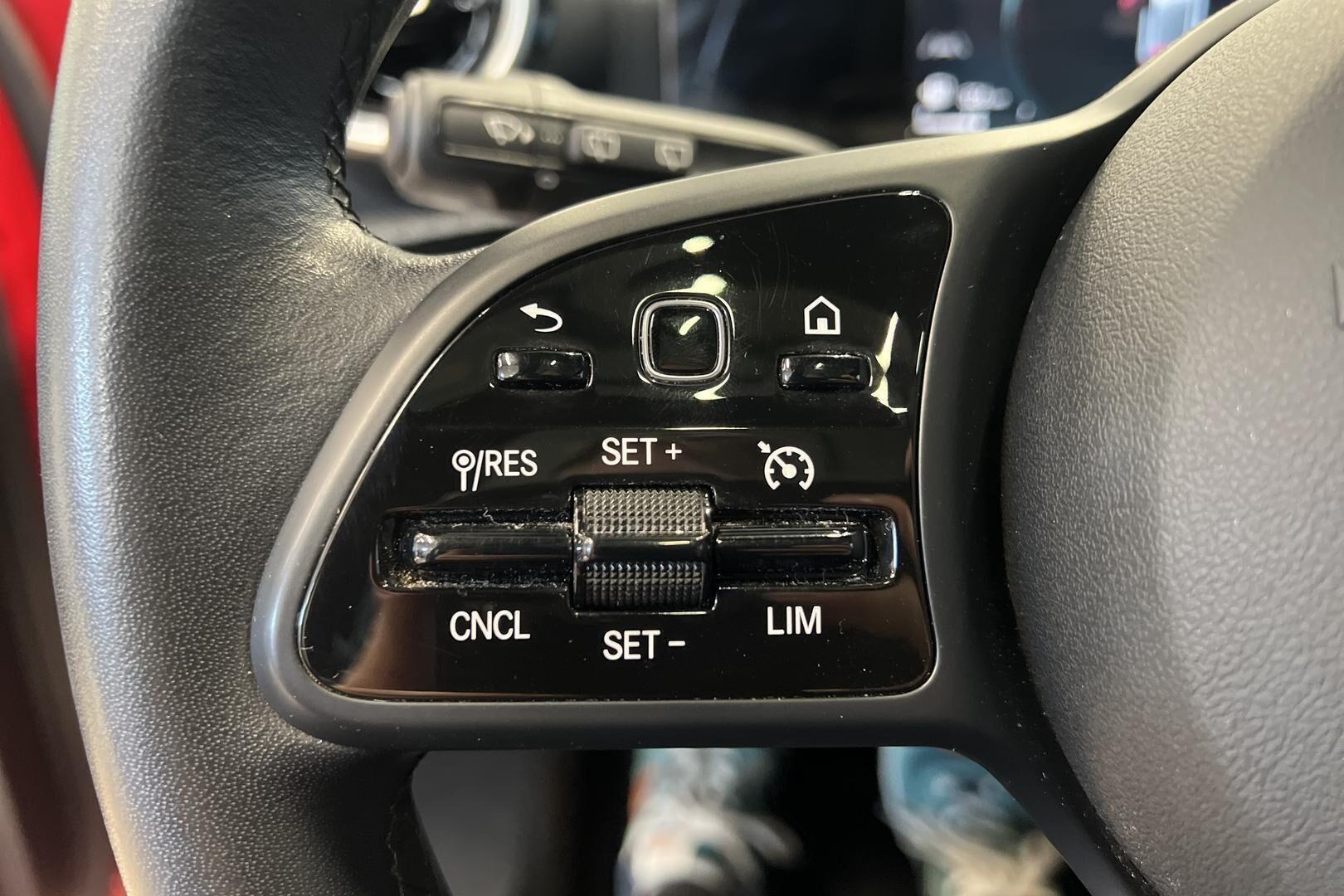 Mercedes-Benz A iso kuva 17