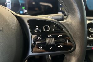 Mercedes-Benz A esikatselu 18