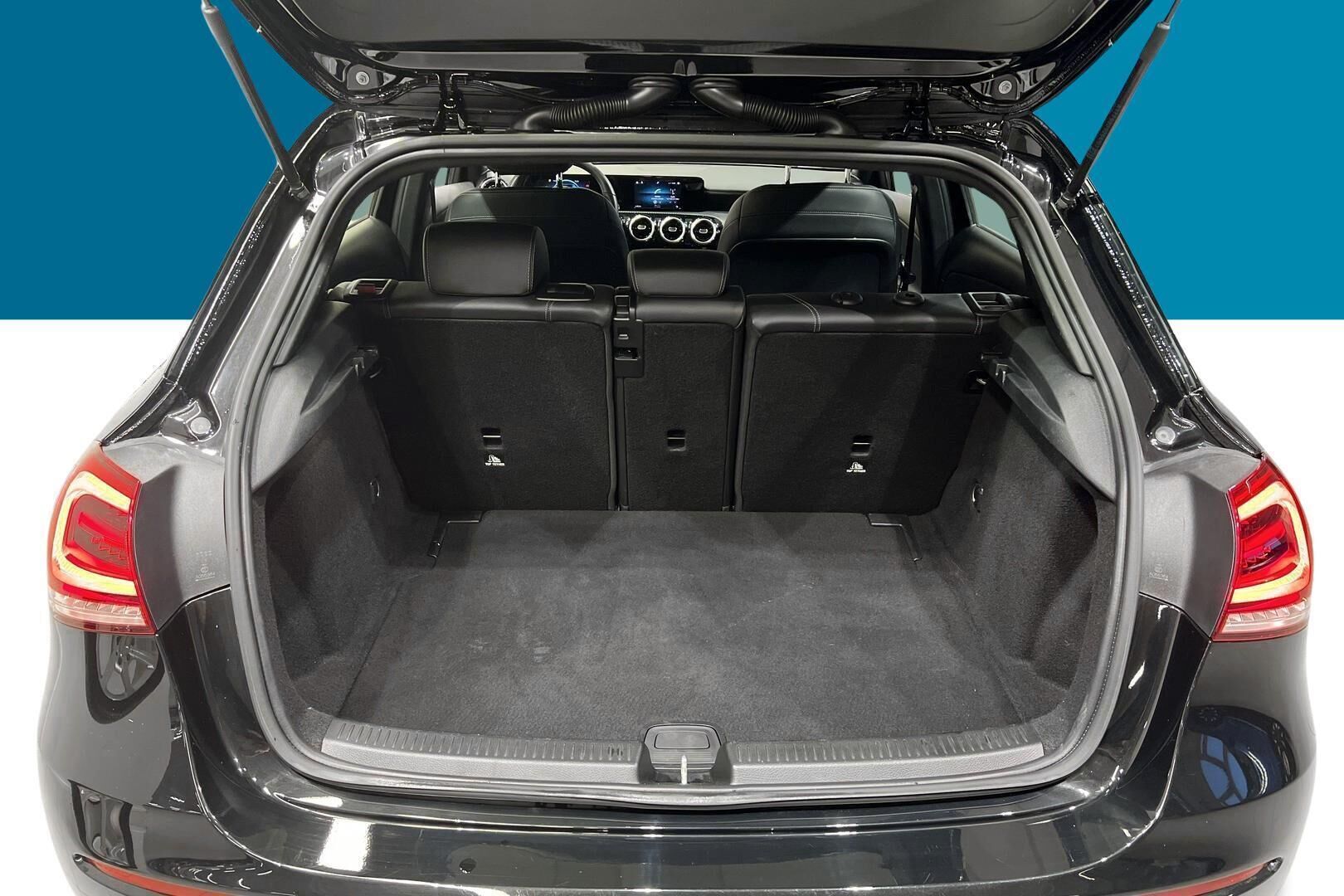 Mercedes-Benz A iso kuva 12