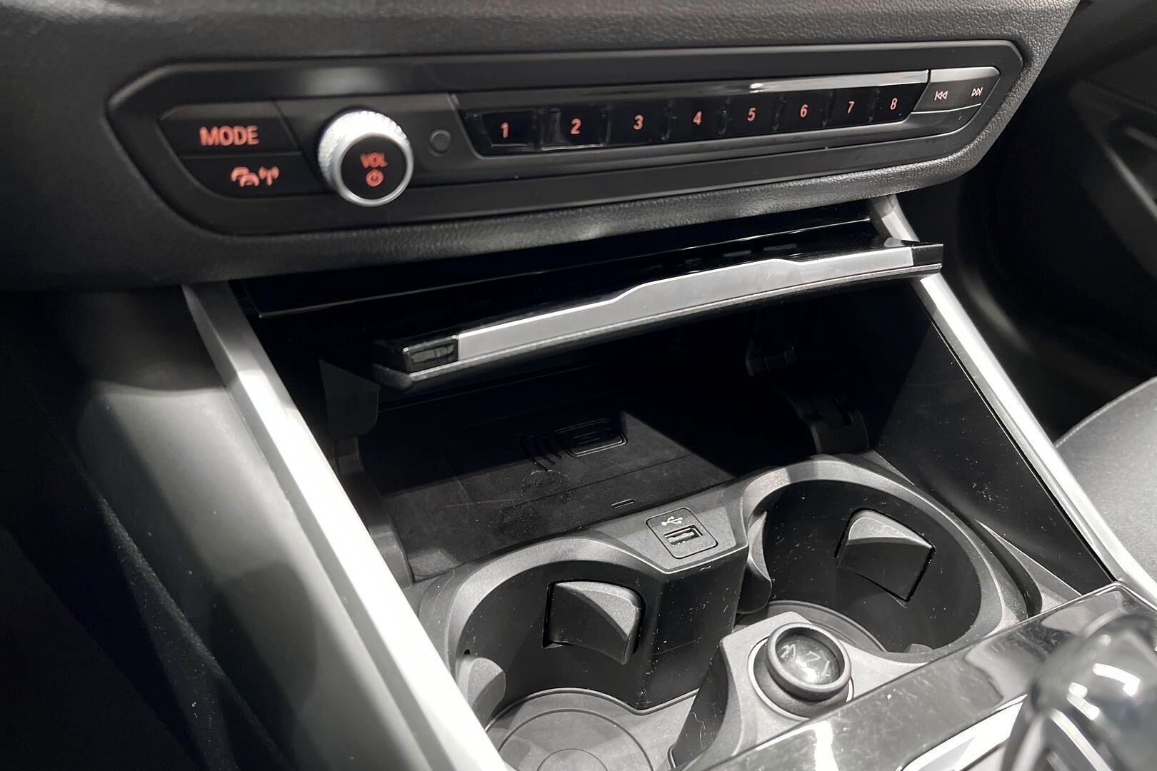 BMW 3-SARJA iso kuva 20