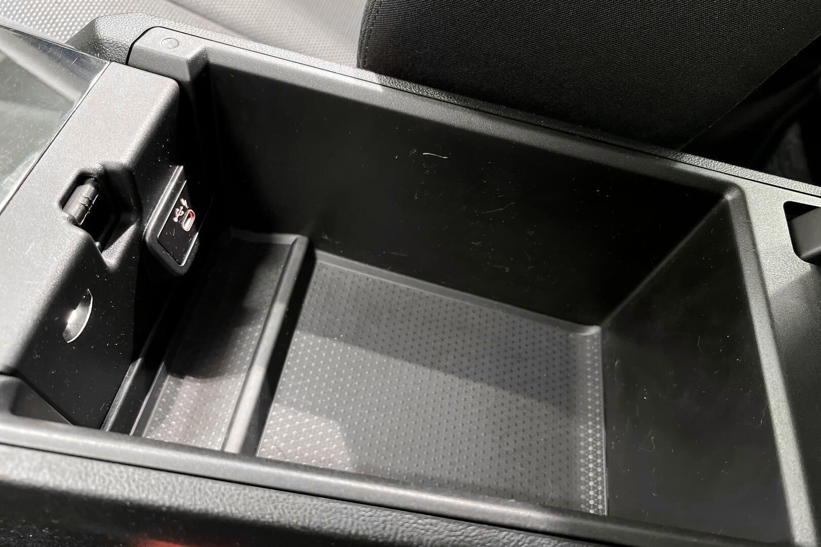 BMW 3-SARJA iso kuva 23