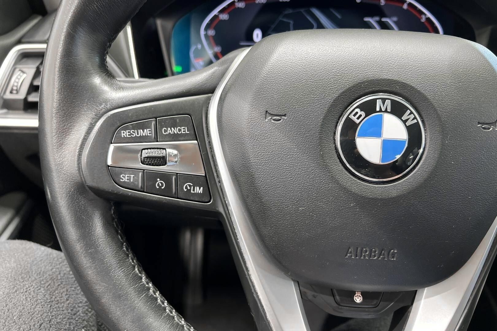BMW 3-SARJA iso kuva 26