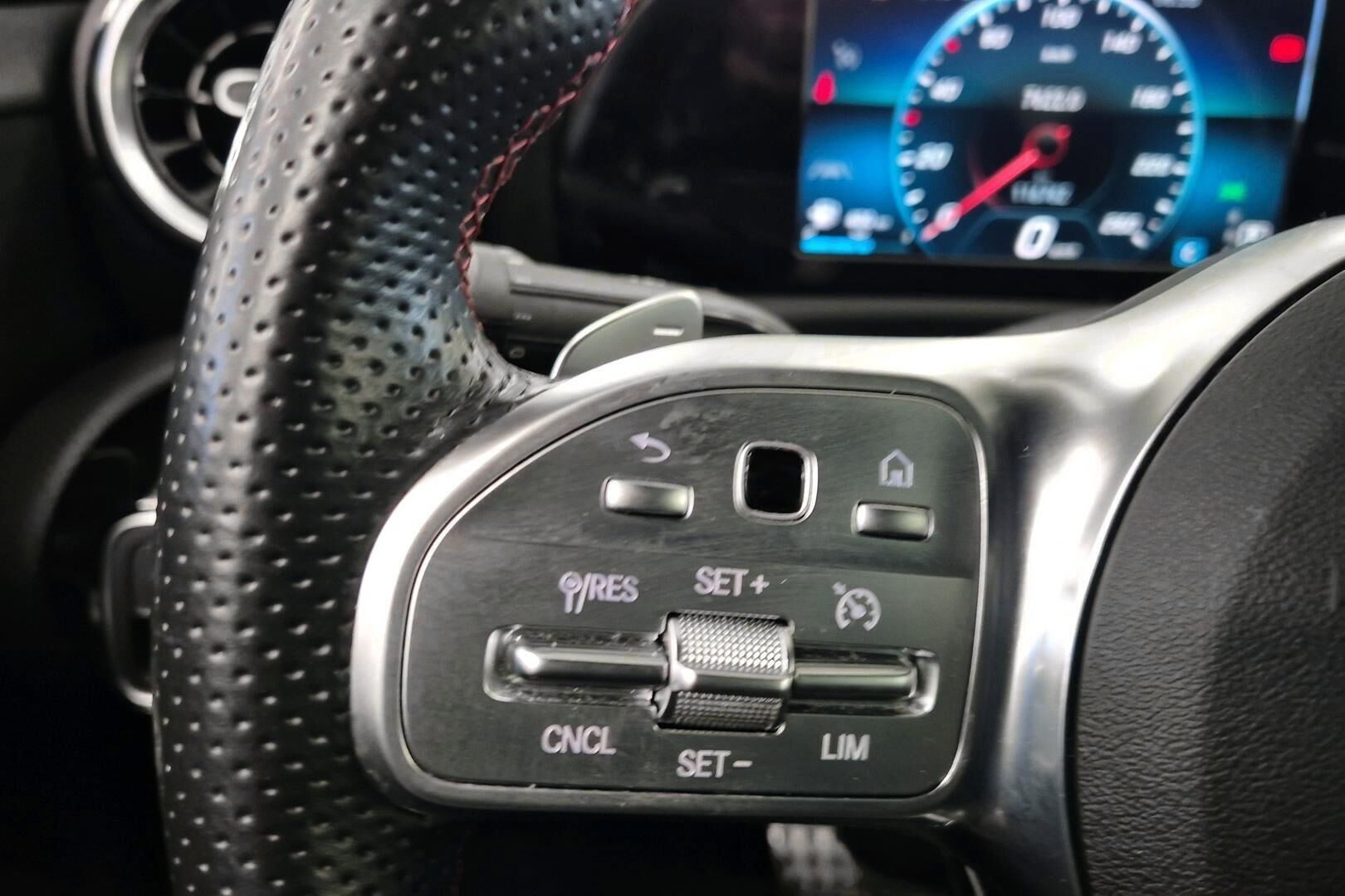 Mercedes-Benz A iso kuva 16