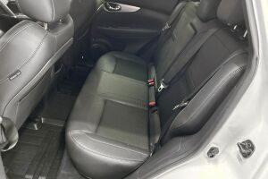 Nissan Qashqai esikatselu 10