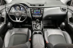 Nissan Qashqai esikatselu 11