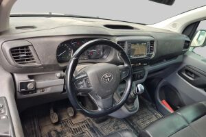 Toyota Proace esikatselu 2