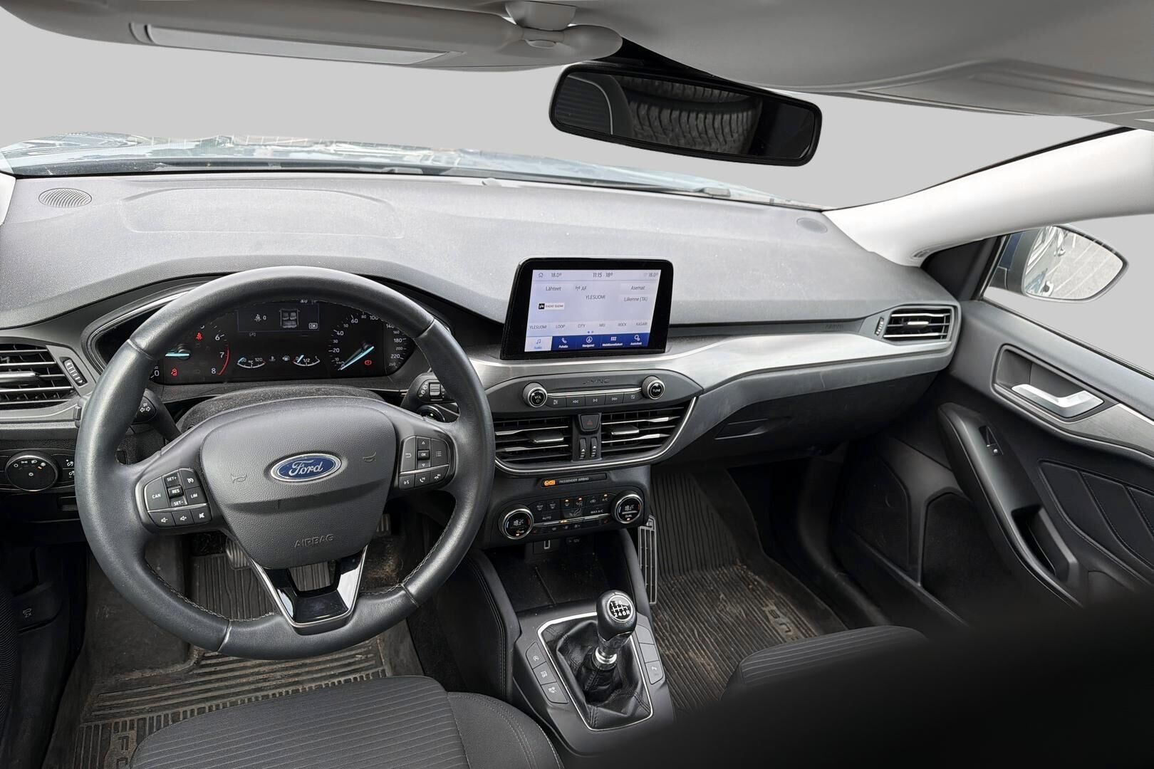 Ford Focus iso kuva 2