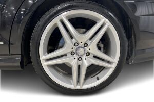 Mercedes-Benz S esikatselu 13