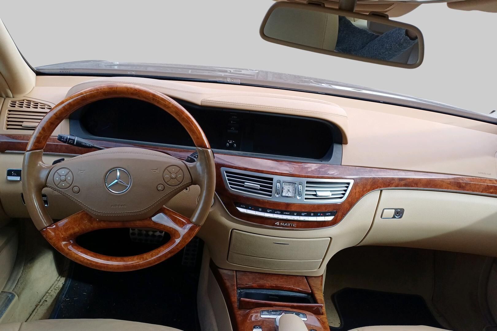 Mercedes-Benz S iso kuva 4