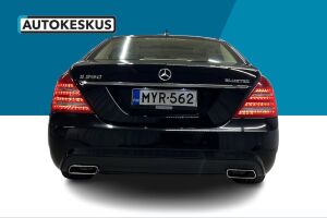 Mercedes-Benz S esikatselu 6